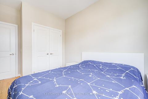 Photo 21 at 65 Puisaya Drive, Rural Richmond Hill, Richmond Hill