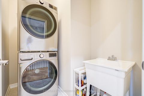 Photo 25 at 65 Puisaya Drive, Rural Richmond Hill, Richmond Hill