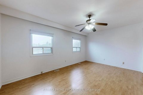 Photo 13 at 37 Lawnmere Crescent, Malvern West, Toronto