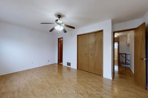 Photo 14 at 37 Lawnmere Crescent, Malvern West, Toronto