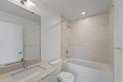 Photo 17 at 3703 - 395 Square One Drive, City Centre, Mississauga