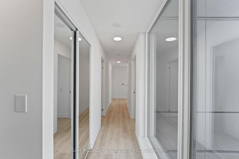 Photo 18 at 3703 - 395 Square One Drive, City Centre, Mississauga