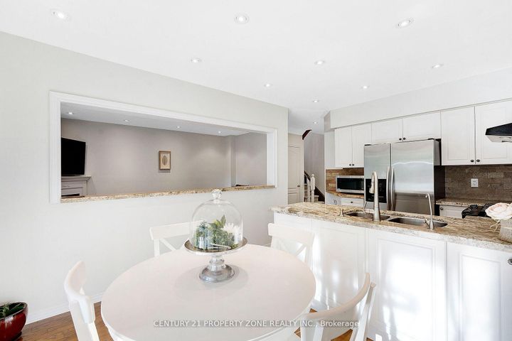 Photo 10 at 582 Plantation Gate, Summerhill Estates, Newmarket