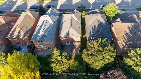 Photo 28 at 582 Plantation Gate, Summerhill Estates, Newmarket