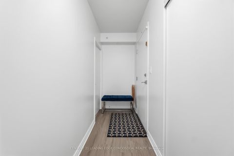 Photo 5 at 424 - 1 Falaise Road, West Hill, Toronto