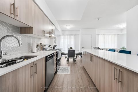 Photo 11 at 424 - 1 Falaise Road, West Hill, Toronto