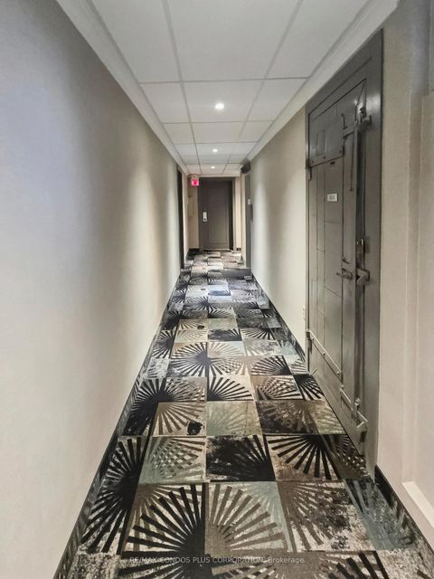 Photo 4 at 101 - 185 Stephen Drive, Queensway, Toronto