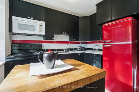 Photo 17 at 101 - 185 Stephen Drive, Queensway, Toronto