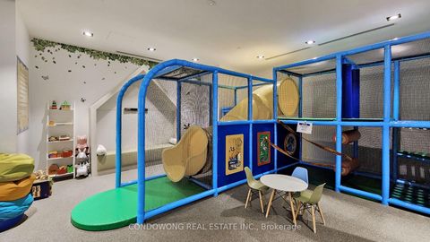 Photo 11 at 3112 - 125 Redpath Avenue, Mount Pleasant West, Toronto