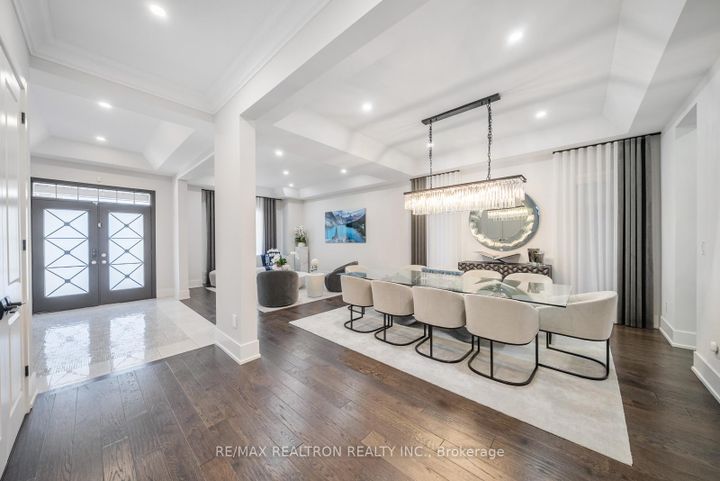 Photo 14 at 61 Cedarpoint Court, Patterson, Vaughan