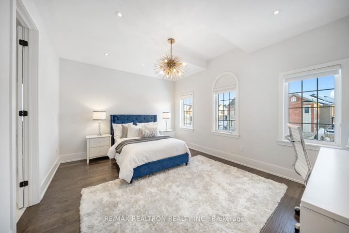 Photo 36 at 61 Cedarpoint Court, Patterson, Vaughan