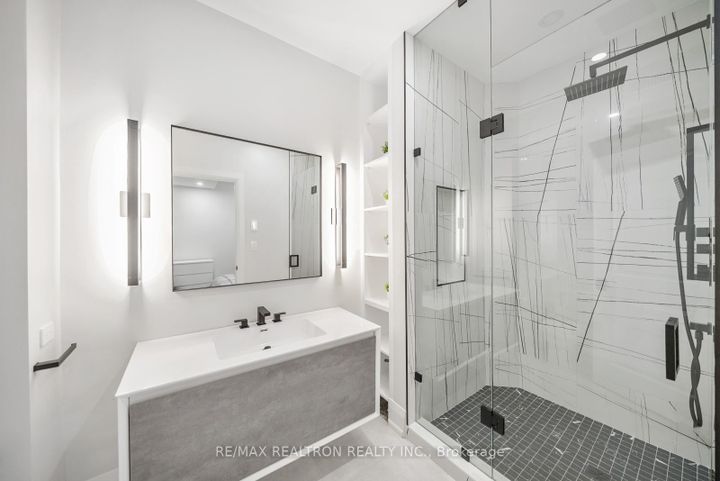 Photo 46 at 61 Cedarpoint Court, Patterson, Vaughan