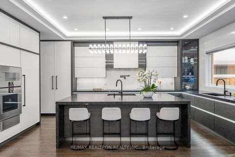 Photo 20 at 61 Cedarpoint Court, Patterson, Vaughan