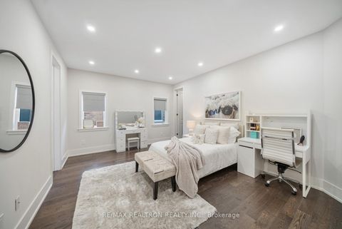 Photo 39 at 61 Cedarpoint Court, Patterson, Vaughan