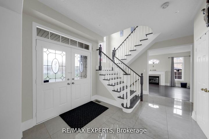 Photo 7 at 261 Mountainash Road, Wellington, Brampton