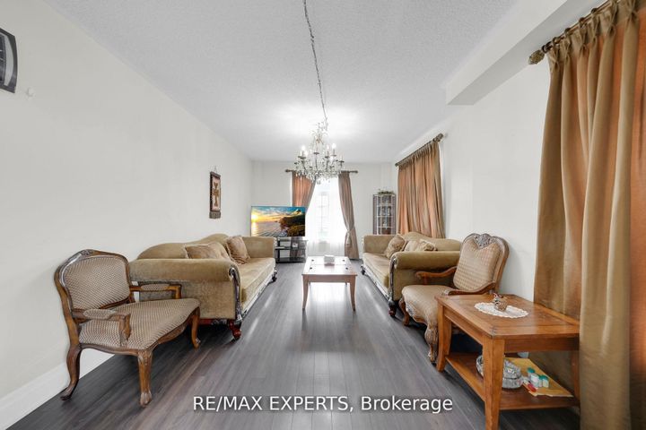 Photo 10 at 261 Mountainash Road, Wellington, Brampton