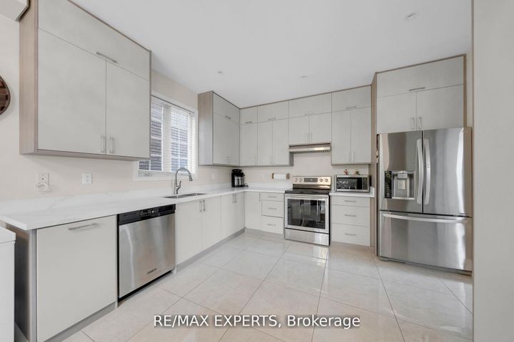 Photo 16 at 261 Mountainash Road, Wellington, Brampton