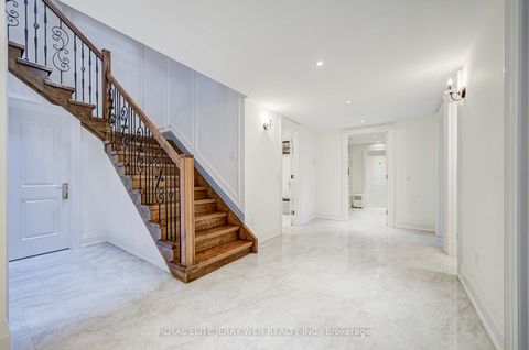 Photo 35 at 300 Upper Highland Crescent, Windfields, Toronto