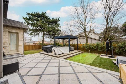 Photo 48 at 300 Upper Highland Crescent, Windfields, Toronto