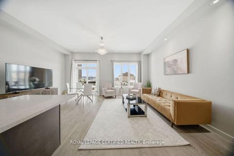 Photo 1 at 240 Elyse Court, Bayview Northeast, Aurora