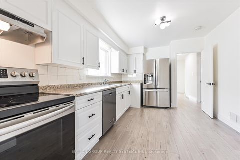 Photo 6 at 4 Cranston Road, City Centre West, Toronto