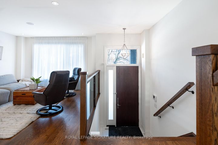 Photo 1 at 119B Hillside Avenue, Mimico, Toronto