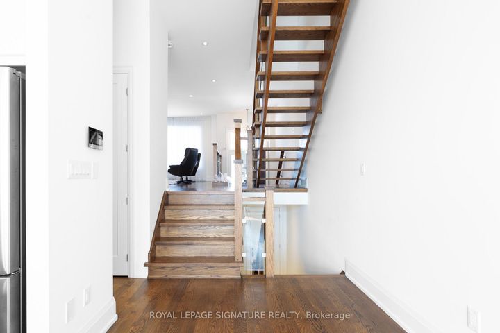 Photo 13 at 119B Hillside Avenue, Mimico, Toronto