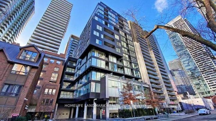 Photo 4 at 607 - 17 Dundonald Street, Yonge Corridor, Toronto