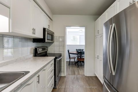 Photo 6 at 21 Restever Gate, Kipling, Toronto