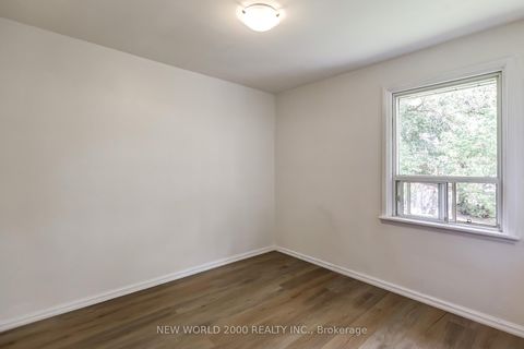 Photo 10 at 21 Restever Gate, Kipling, Toronto