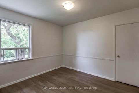 Photo 11 at 21 Restever Gate, Kipling, Toronto