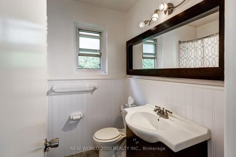 Photo 12 at 21 Restever Gate, Kipling, Toronto