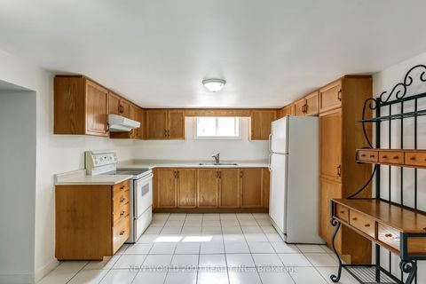 Photo 14 at 21 Restever Gate, Kipling, Toronto