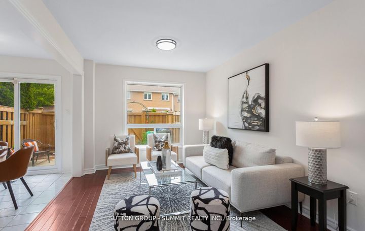 Photo 8 at 47 - 550 Steddick Court, Hurontario, Mississauga