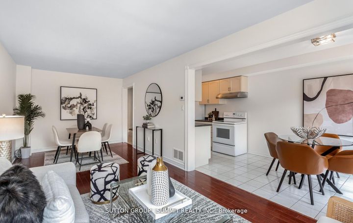 Photo 12 at 47 - 550 Steddick Court, Hurontario, Mississauga