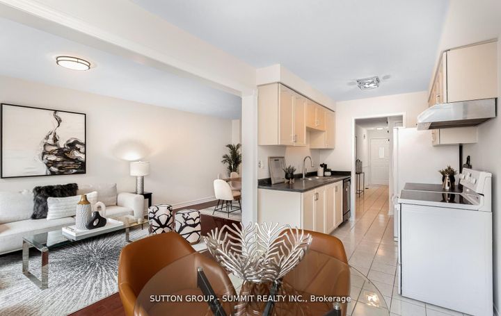 Photo 17 at 47 - 550 Steddick Court, Hurontario, Mississauga