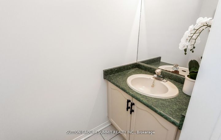 Photo 23 at 47 - 550 Steddick Court, Hurontario, Mississauga