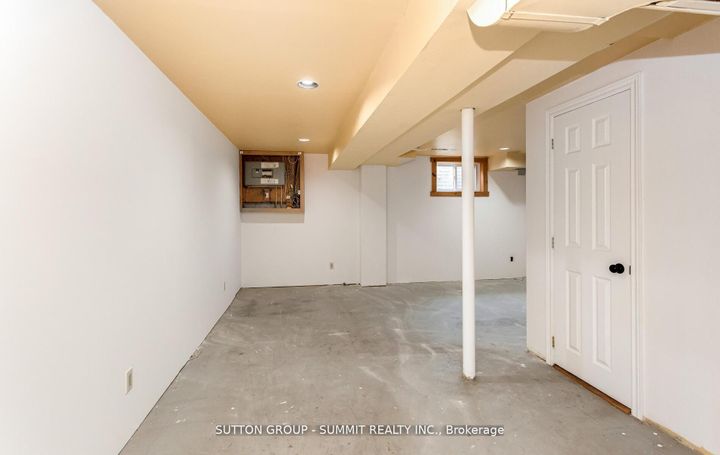 Photo 40 at 47 - 550 Steddick Court, Hurontario, Mississauga