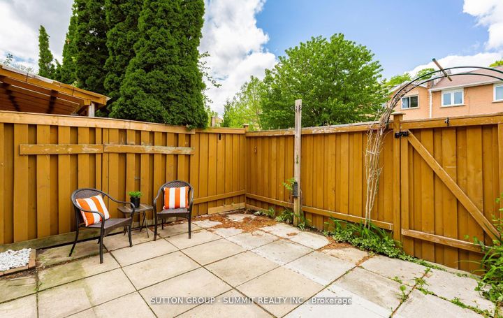 Photo 44 at 47 - 550 Steddick Court, Hurontario, Mississauga