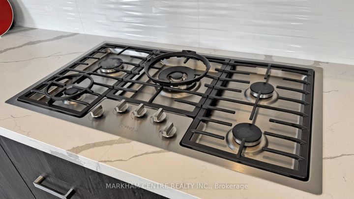 Photo 9 at 76 Ingersoll Lane, Jefferson, Richmond Hill