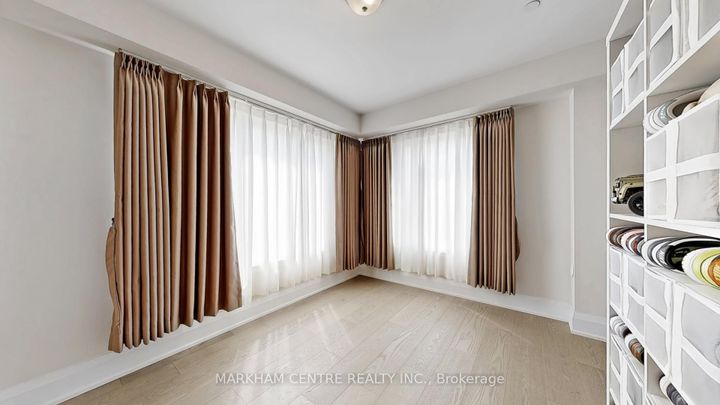 Photo 35 at 76 Ingersoll Lane, Jefferson, Richmond Hill