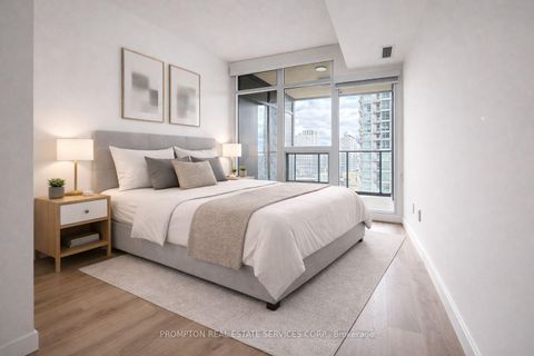Photo 11 at 812 - 1 Concord CityPlace Way, Waterfront Communities C1, Toronto