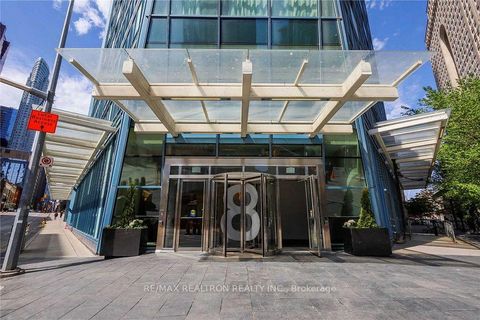 Photo 2 at 3803 - 8 The Esplanade Avenue, Waterfront Communities C8, Toronto