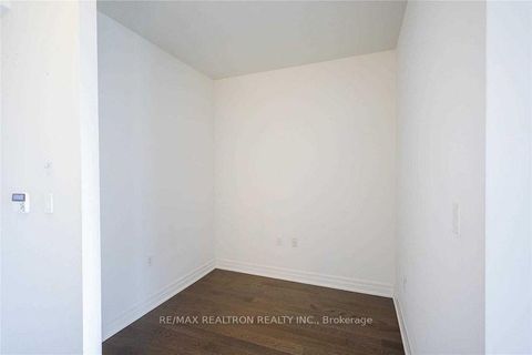 Photo 5 at 3803 - 8 The Esplanade Avenue, Waterfront Communities C8, Toronto