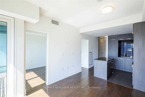 Photo 8 at 3803 - 8 The Esplanade Avenue, Waterfront Communities C8, Toronto