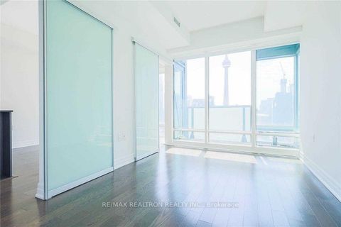 Photo 11 at 3803 - 8 The Esplanade Avenue, Waterfront Communities C8, Toronto