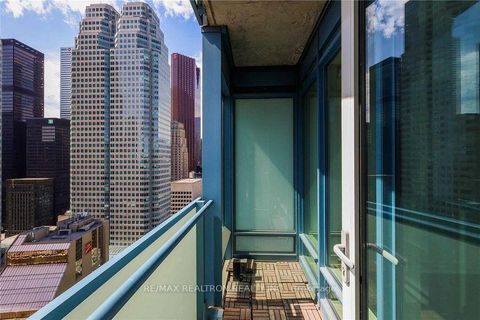 Photo 16 at 3803 - 8 The Esplanade Avenue, Waterfront Communities C8, Toronto