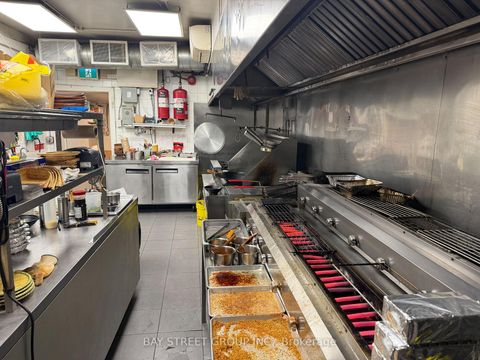 Photo 6 at 307 Spadina Avenue, Chinatown, Toronto