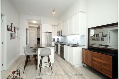 Photo 1 at 511 - 9618 Yonge Street, North Richvale, Richmond Hill