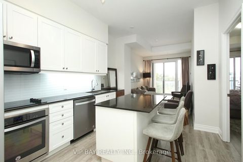 Photo 4 at 511 - 9618 Yonge Street, North Richvale, Richmond Hill